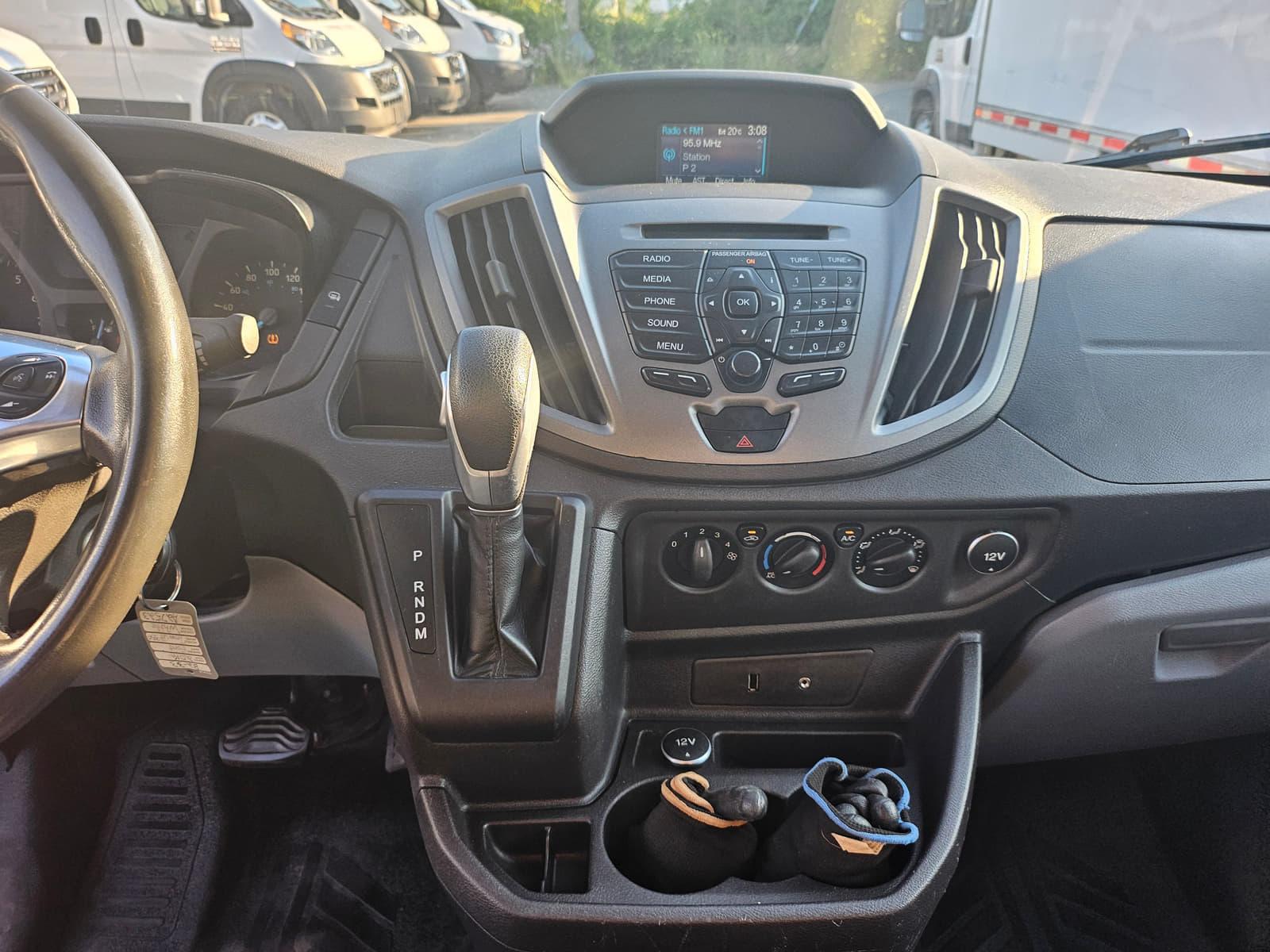 Ford Transit 2016 - Image 16