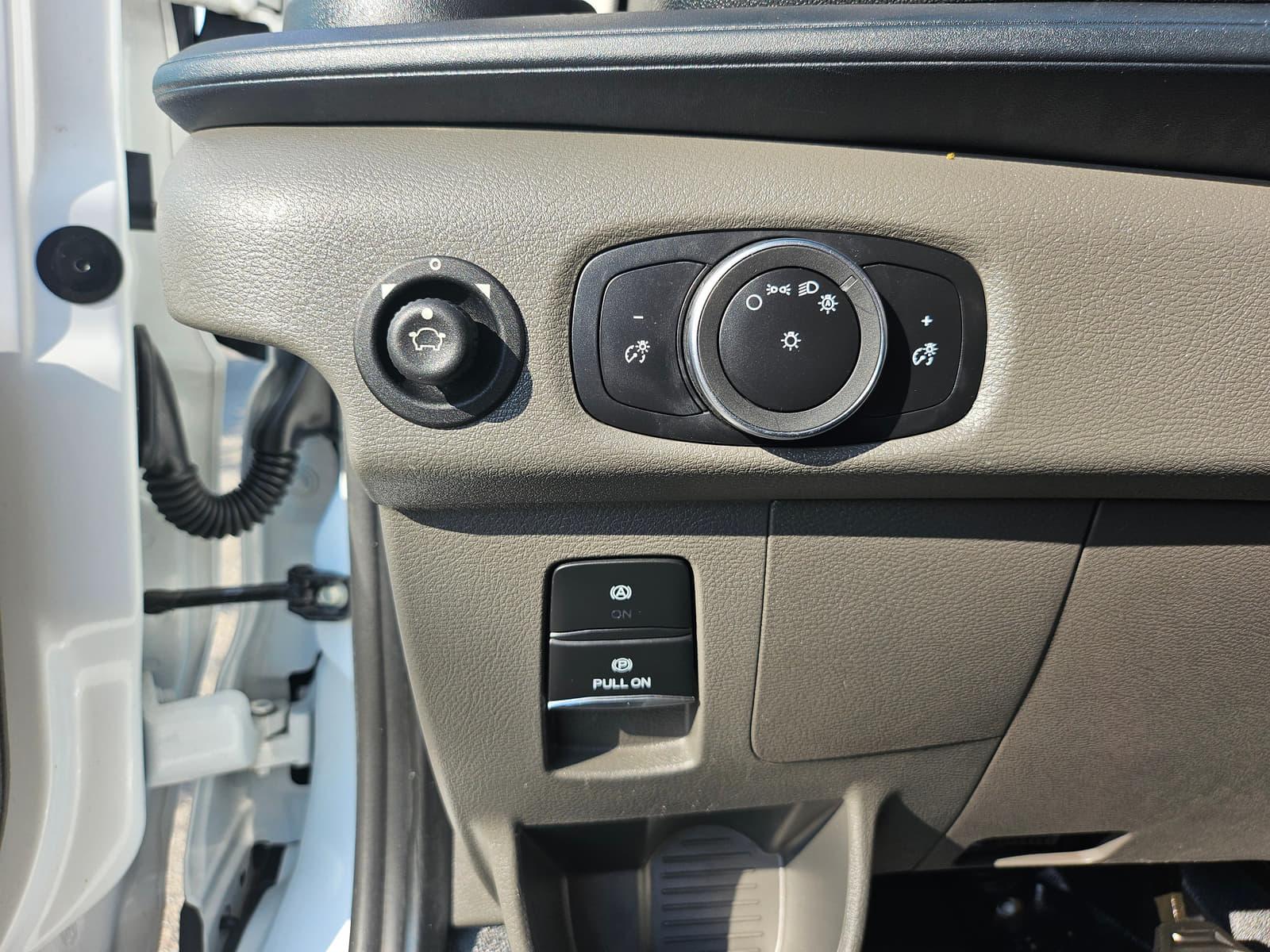 Ford Transit Cargo Van 2024 - Image 21