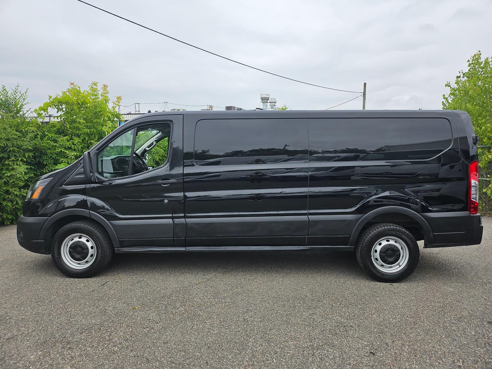 Ford Transit Cargo Van 2023 - Image 2