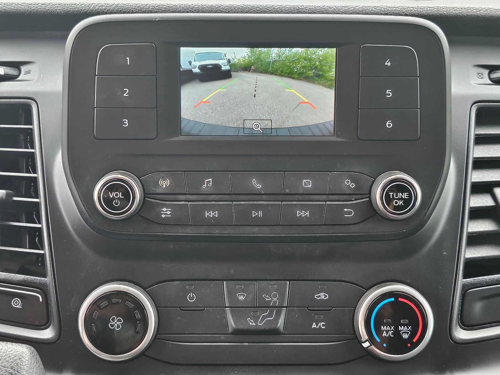 Ford Transit Cargo Van 2023 - Image 24