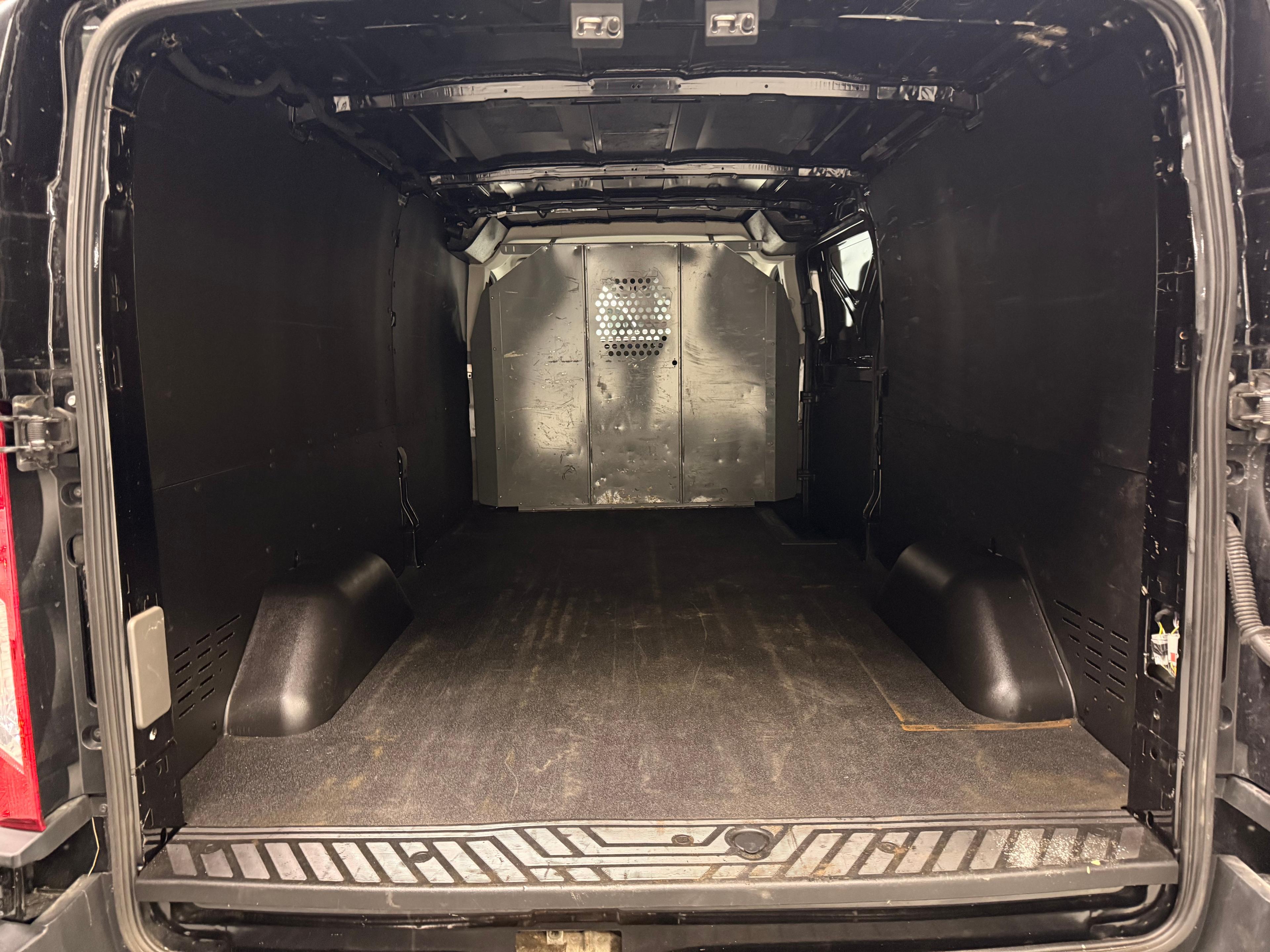 Ford Transit Cargo Van 2023 - Image 15