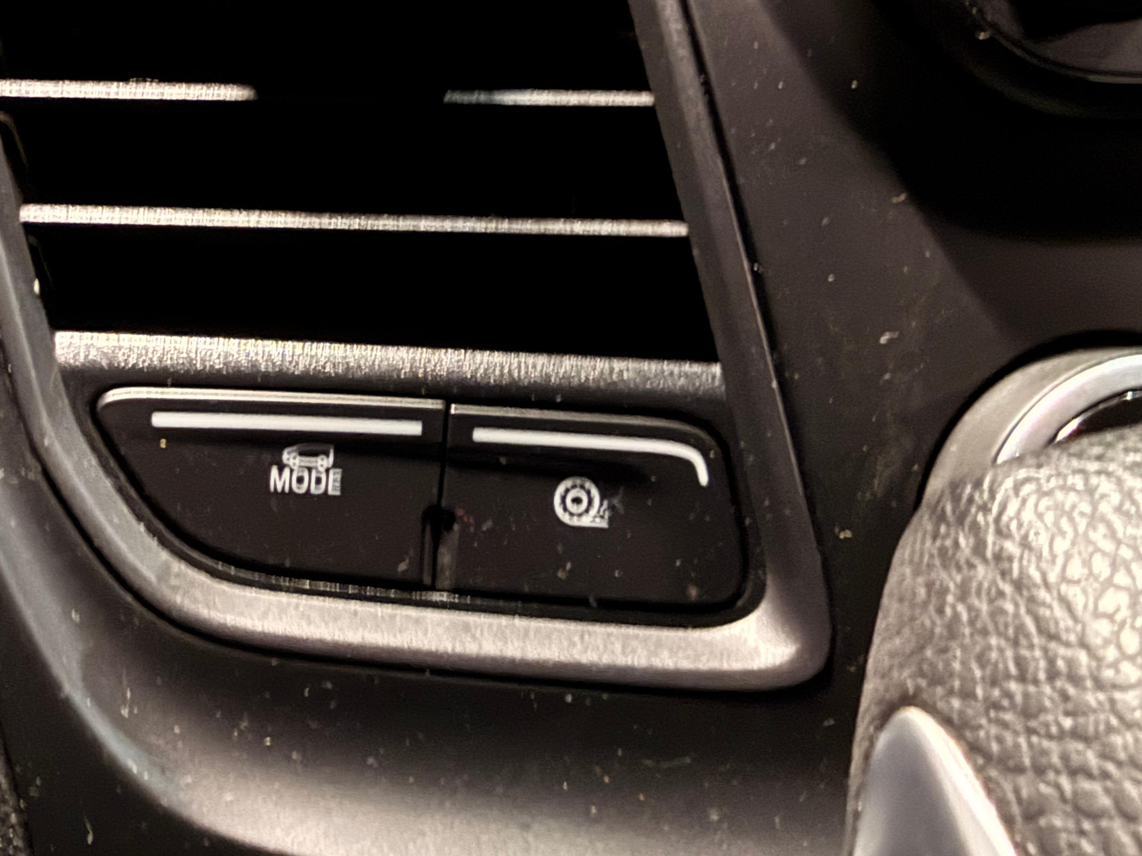 Ford Transit Cargo Van 2023 - Image 26