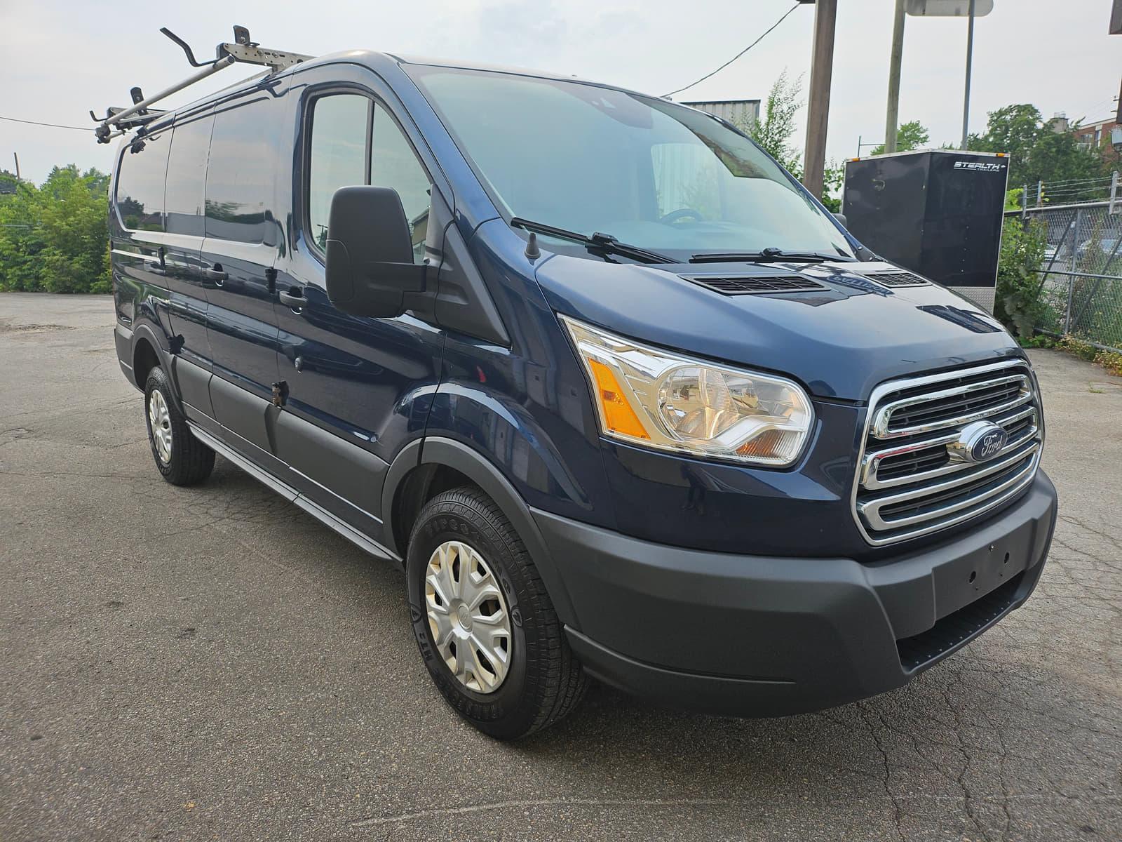Ford Transit Cargo Van 2018 - Image 8
