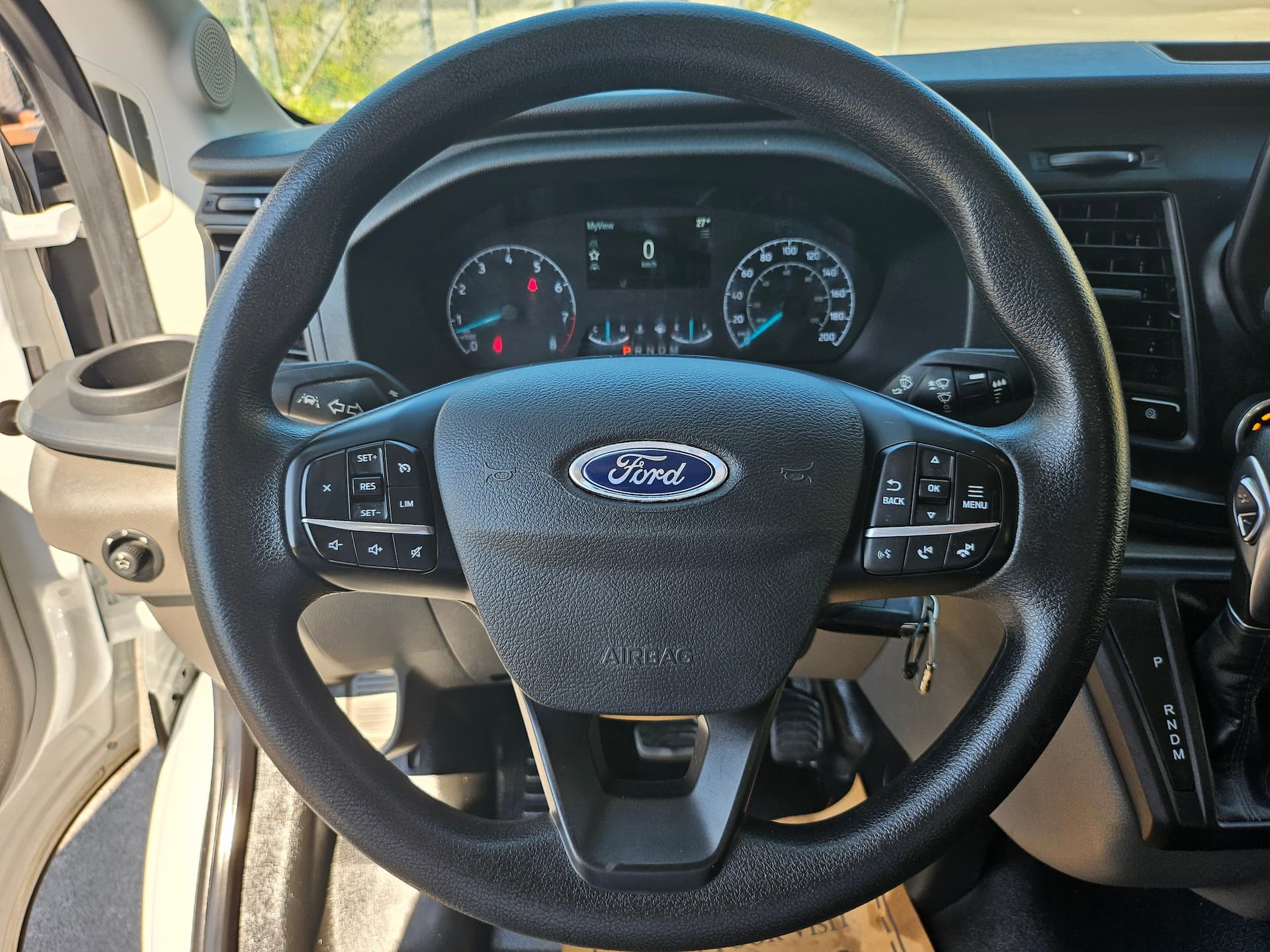 Ford Transit Cargo Van 2024 - Image 16