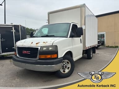 GMC Savana 2011 - Thumbnail 1