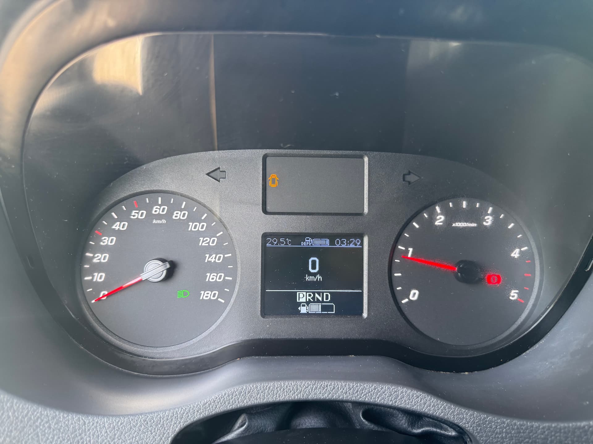 Mercedes-Benz Sprinter Cargo Van 2020 - Image 18