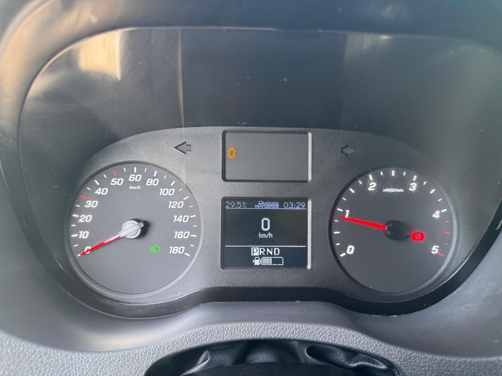 Mercedes-Benz Sprinter Cargo Van 2020 - Image 18