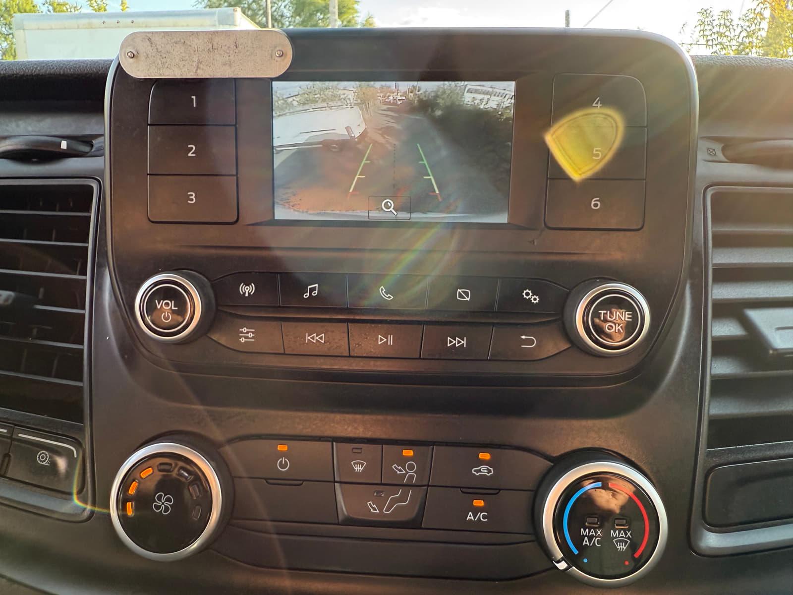 Ford Transit Cargo Van 2023 - Image 25