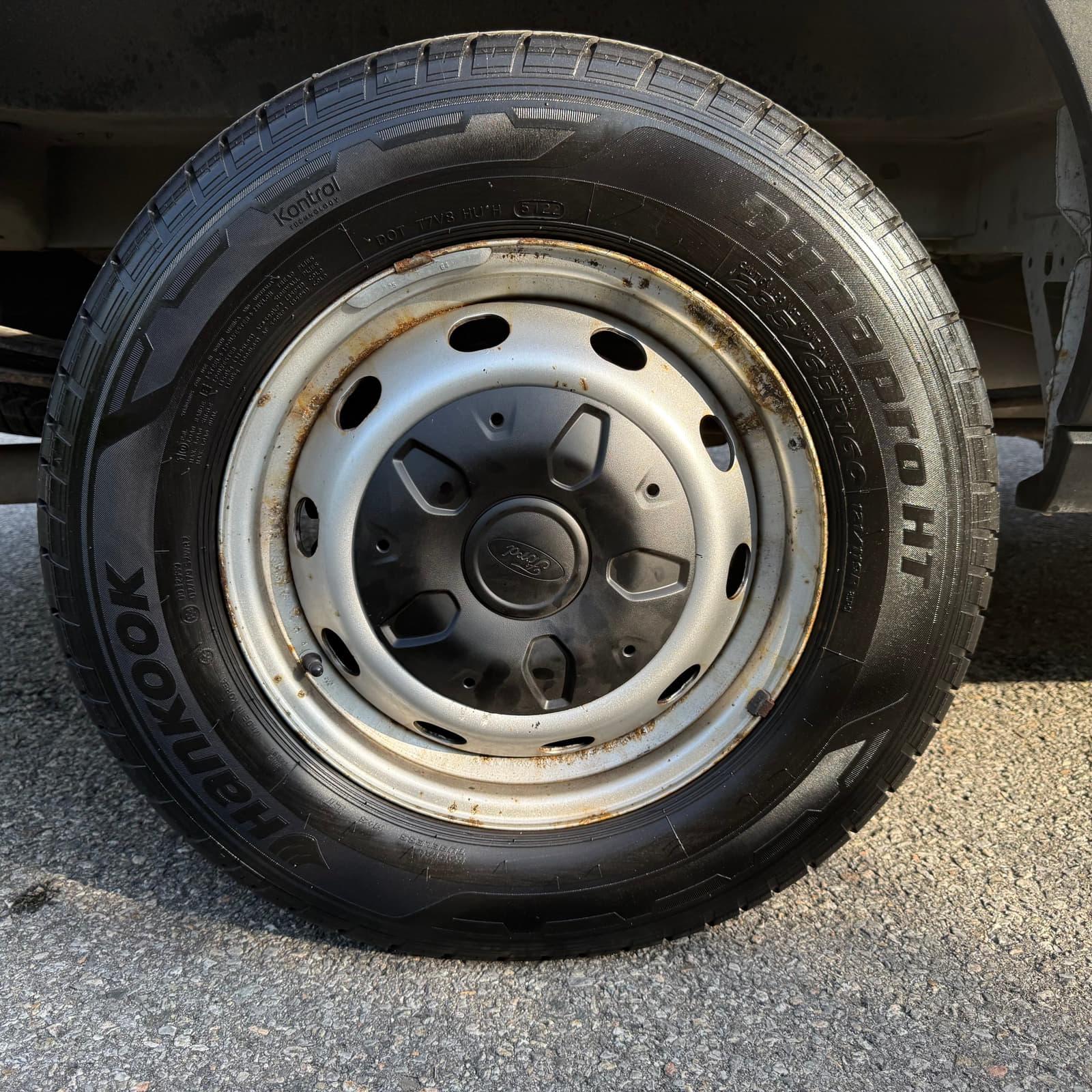 Ford Transit Cargo Van 2020 - Image 9