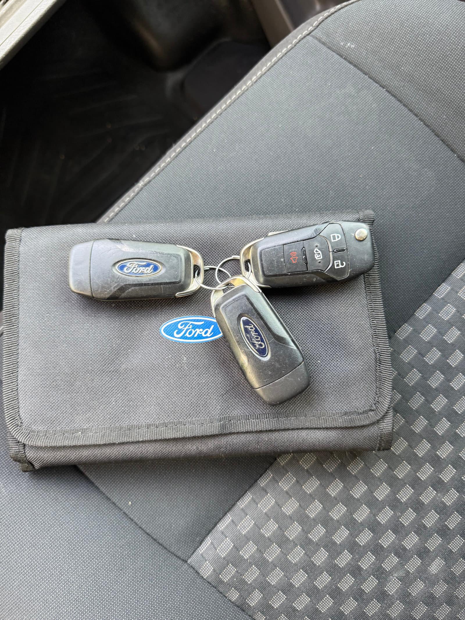 Ford Transit Cargo Van 2020 - Image 28