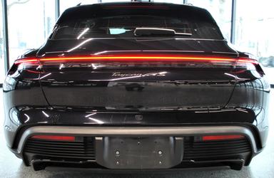 Porsche Taycan 2024 - Thumbnail 4