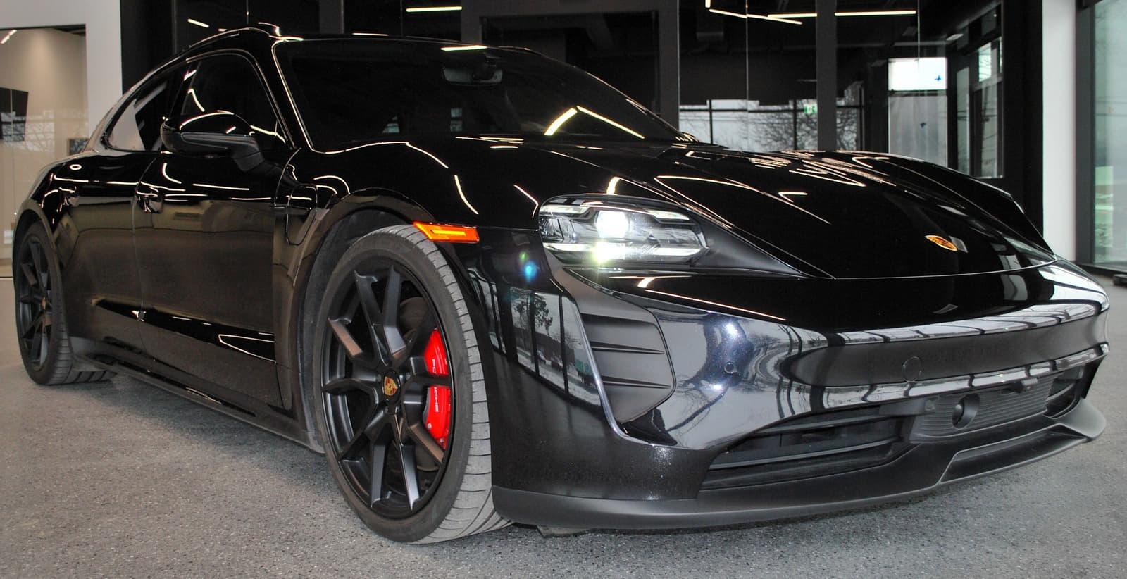 Porsche Taycan 2024 - Image 7