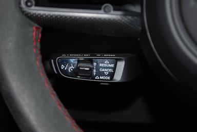 Porsche Taycan 2024 - Thumbnail 21