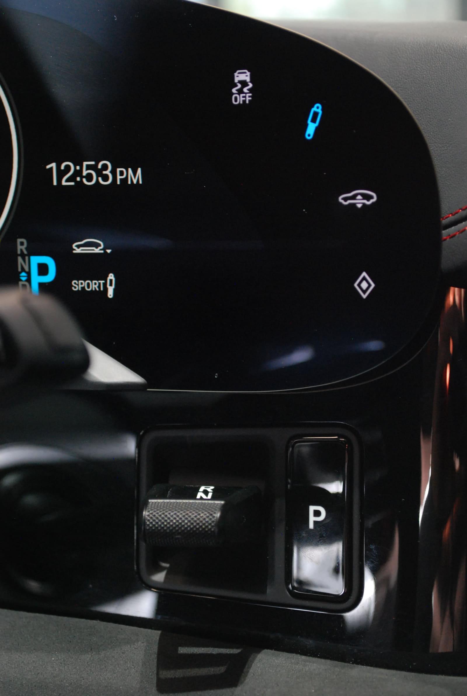 Porsche Taycan 2024 - Image 22