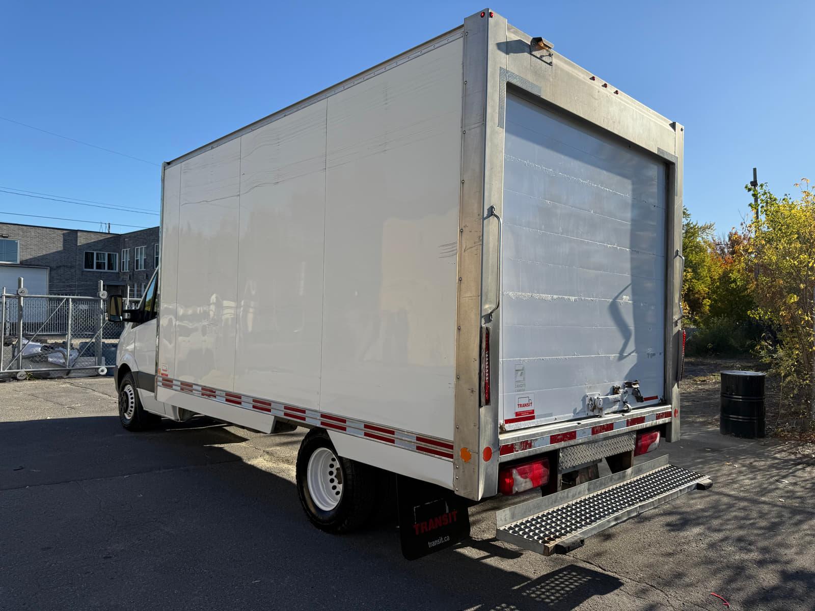 Mercedes-Benz Sprinter Cab Chassis 2017 - Image 3