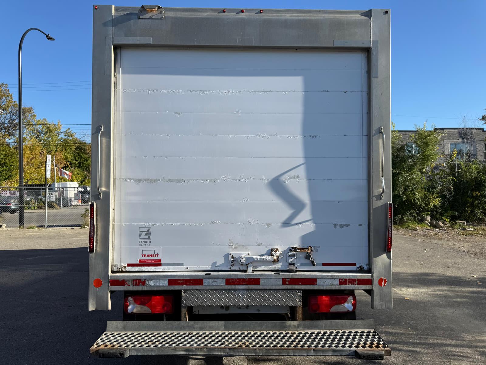 Mercedes-Benz Sprinter Cab Chassis 2017 - Image 4