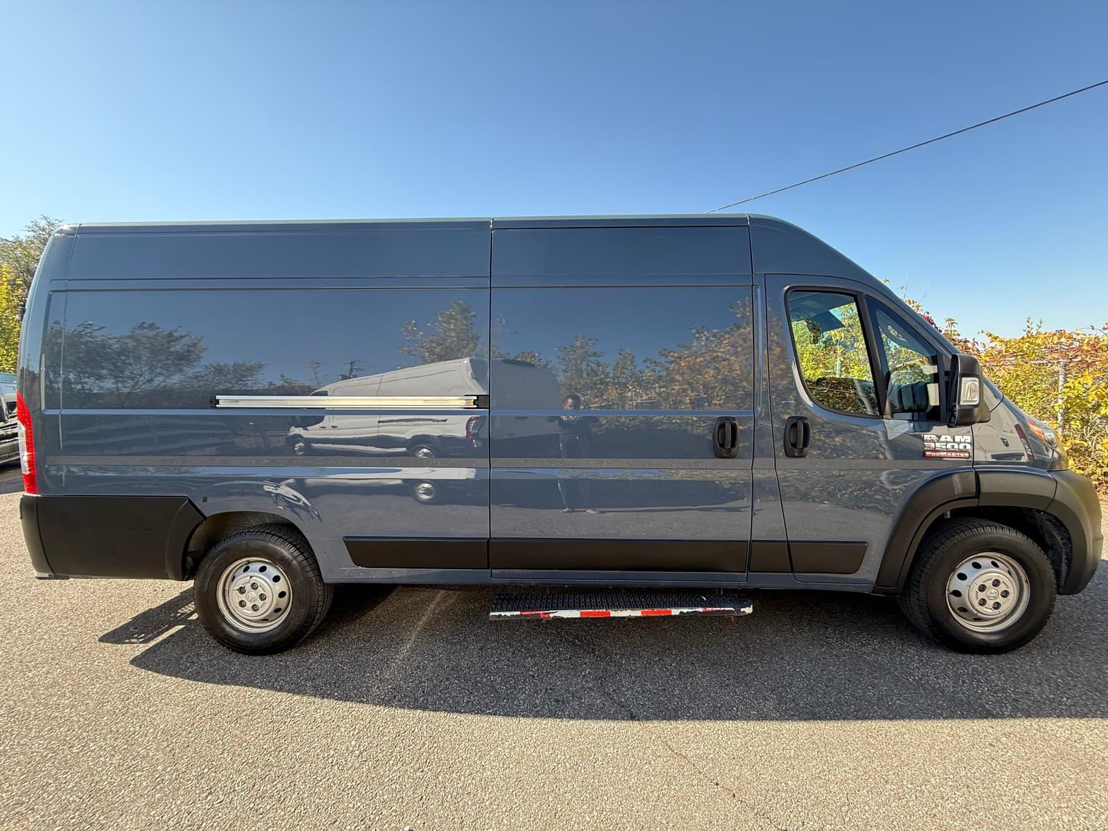 Ram ProMaster Cargo Van 2022 - Image 6