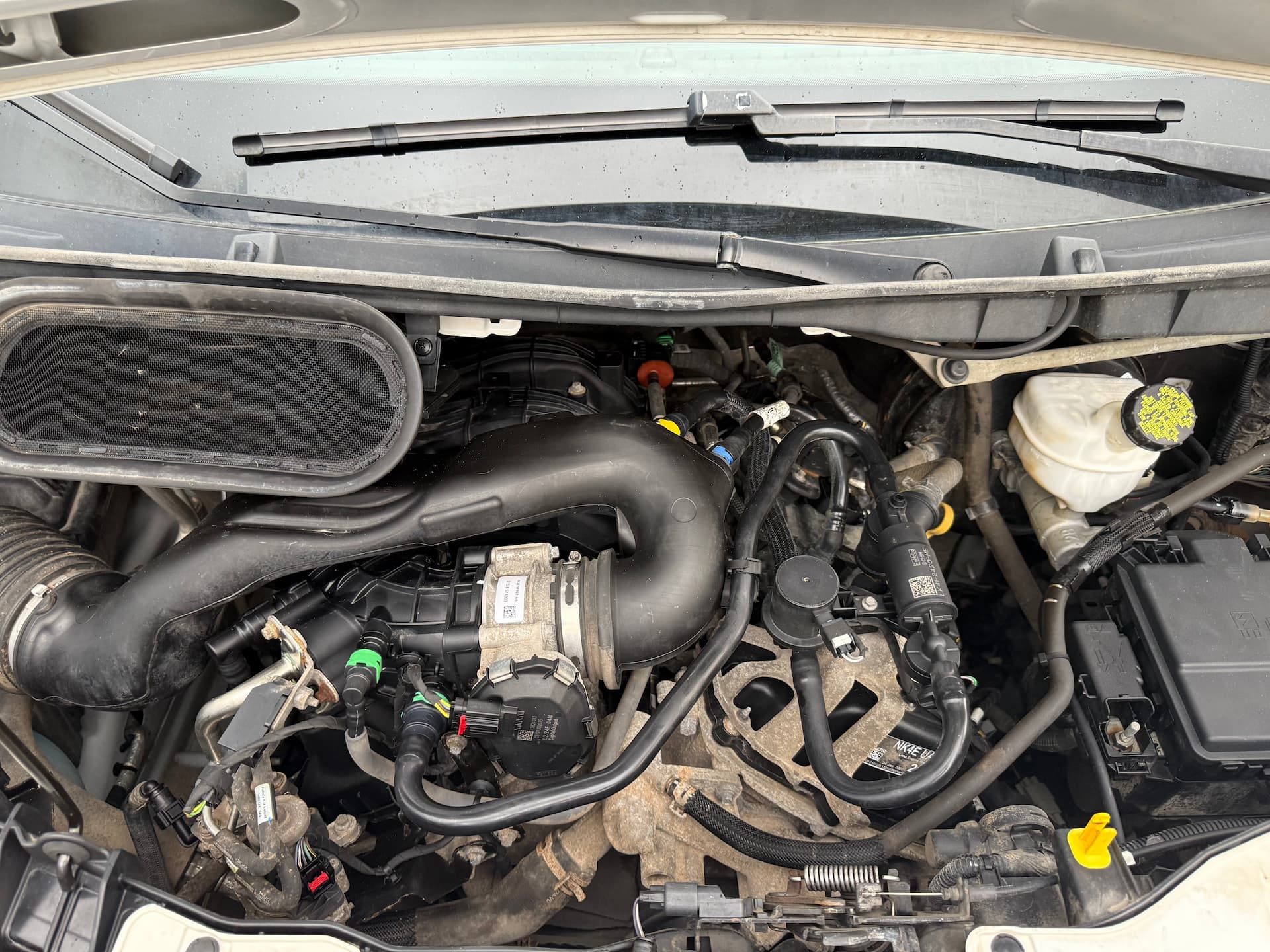 Ford Transit Cargo Van 2022 - Image 29