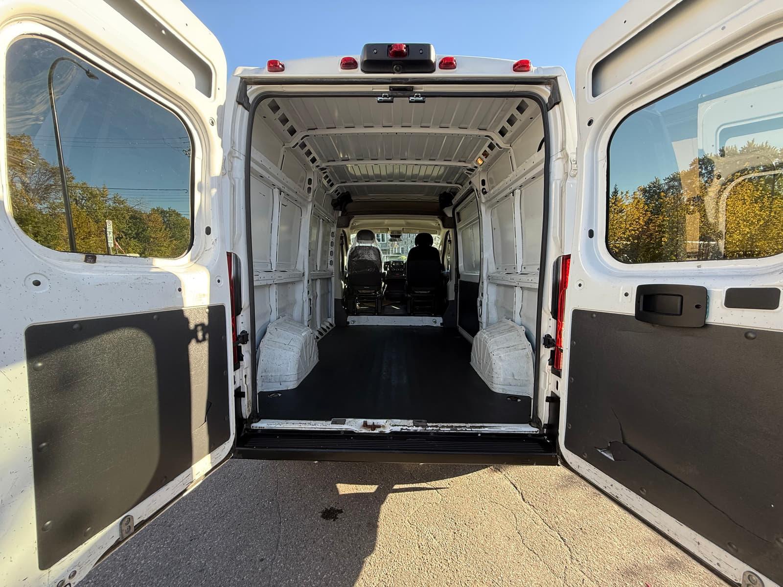 Ram ProMaster Cargo Van 2019 - Image 16