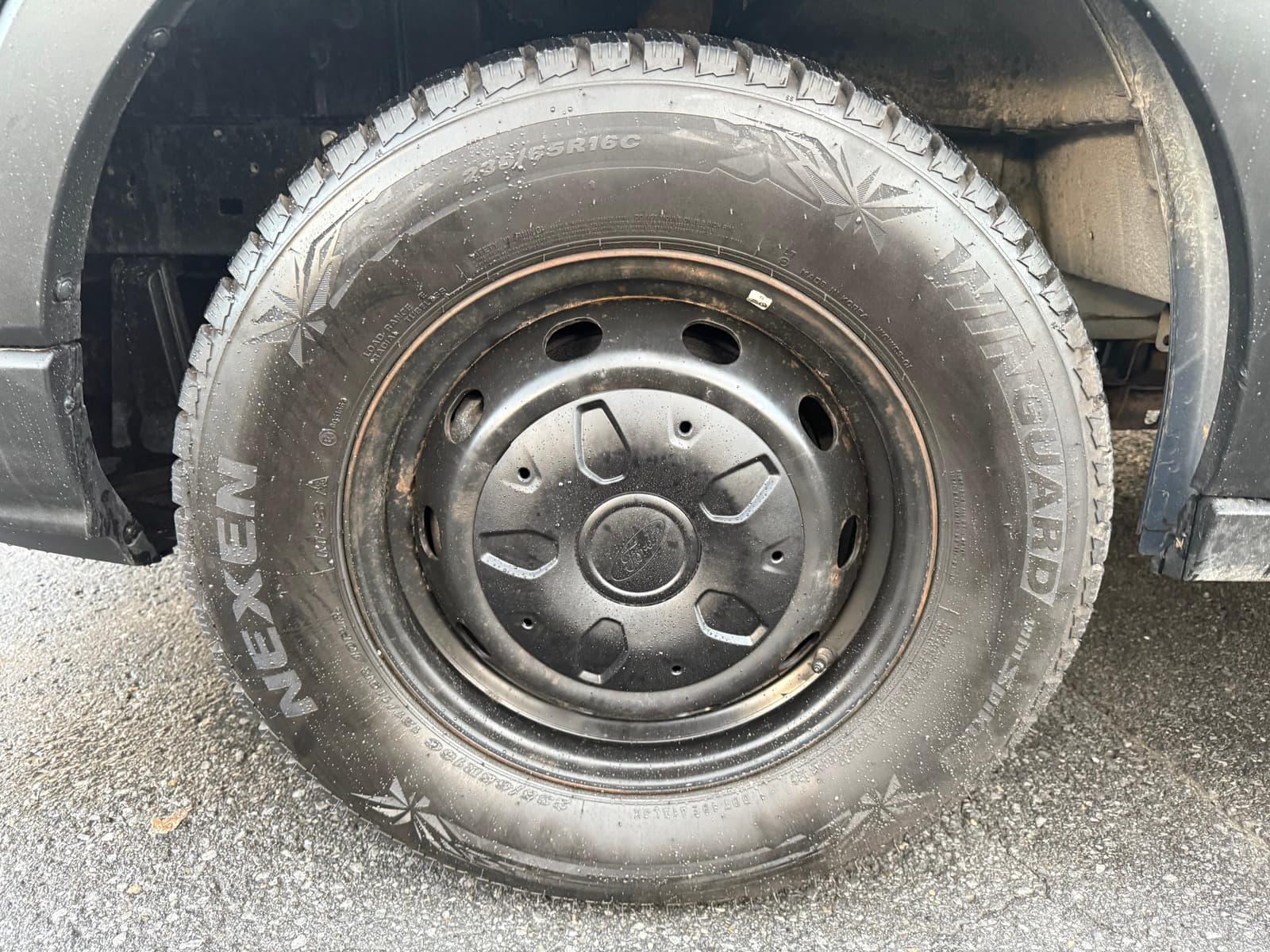 Ford Transit Cargo Van 2021 - Image 10