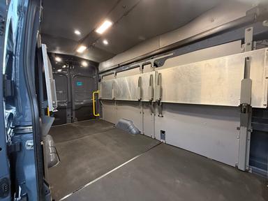 Ford Transit Cargo Van 2021 - Thumbnail 15