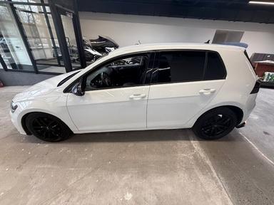 Volkswagen Golf 2019 - Thumbnail 2