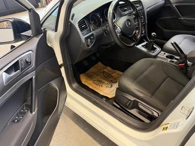 Volkswagen Golf 2019 - Thumbnail 11