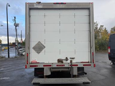 Chevrolet Express G3500 2018 - Thumbnail 4