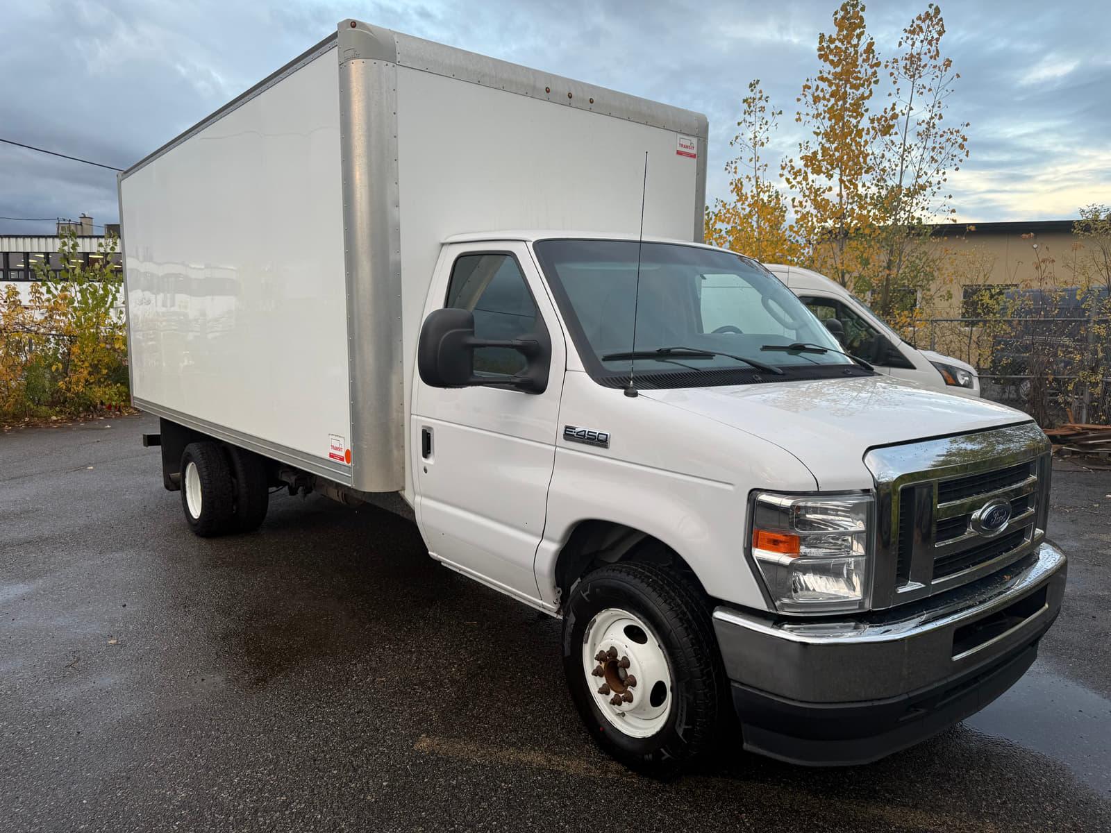 Ford E-Series Cutaway 2022 - Image 7