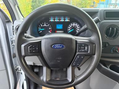 Ford E-Series Cutaway 2022 - Thumbnail 15