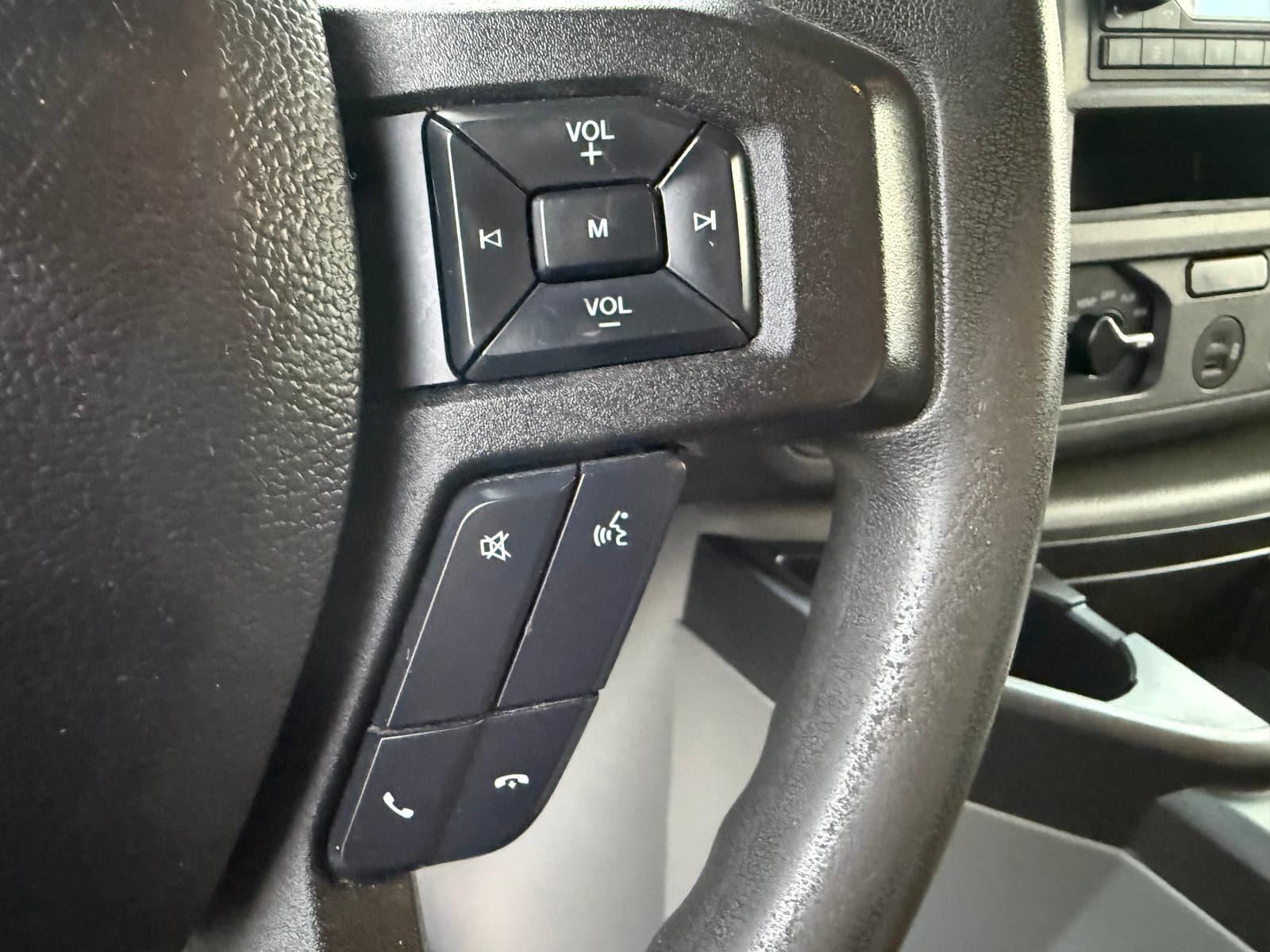 Ford E-Series Cutaway 2022 - Image 18