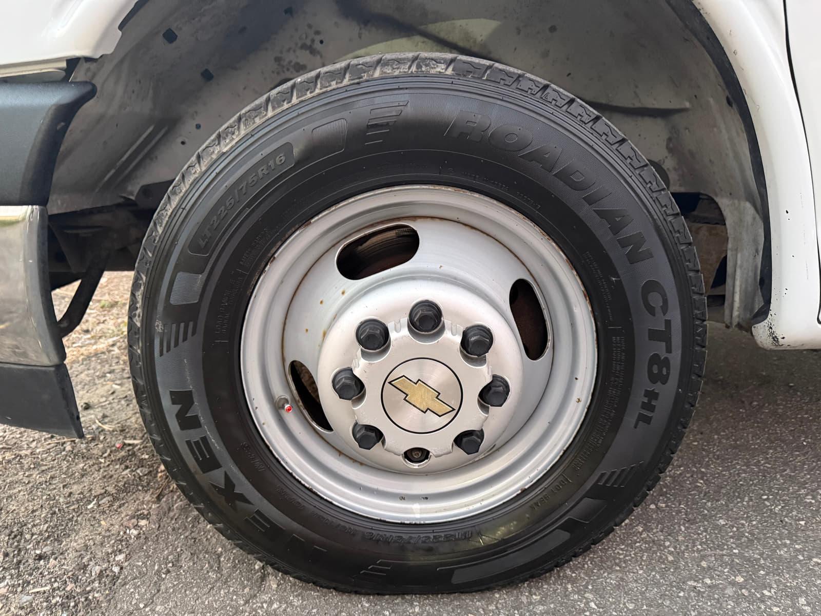 Chevrolet Express Cutaway 2019 - Image 10