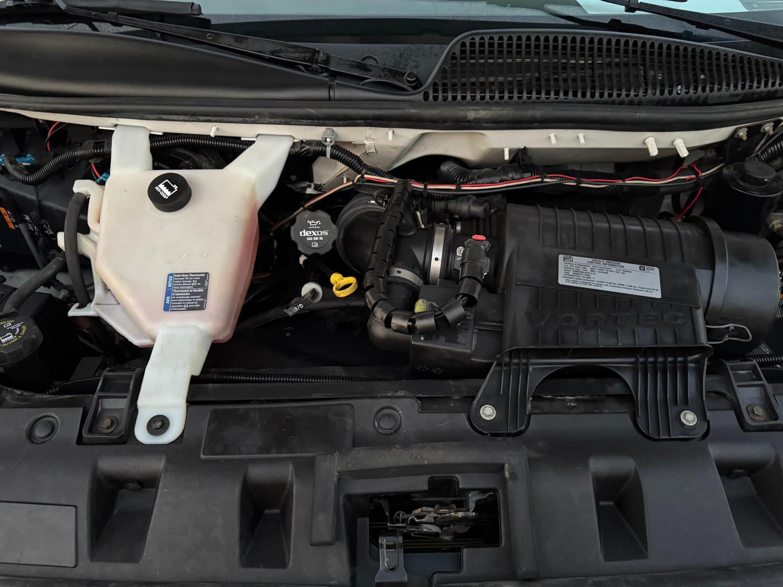 Chevrolet Express Cutaway 2019 - Image 23