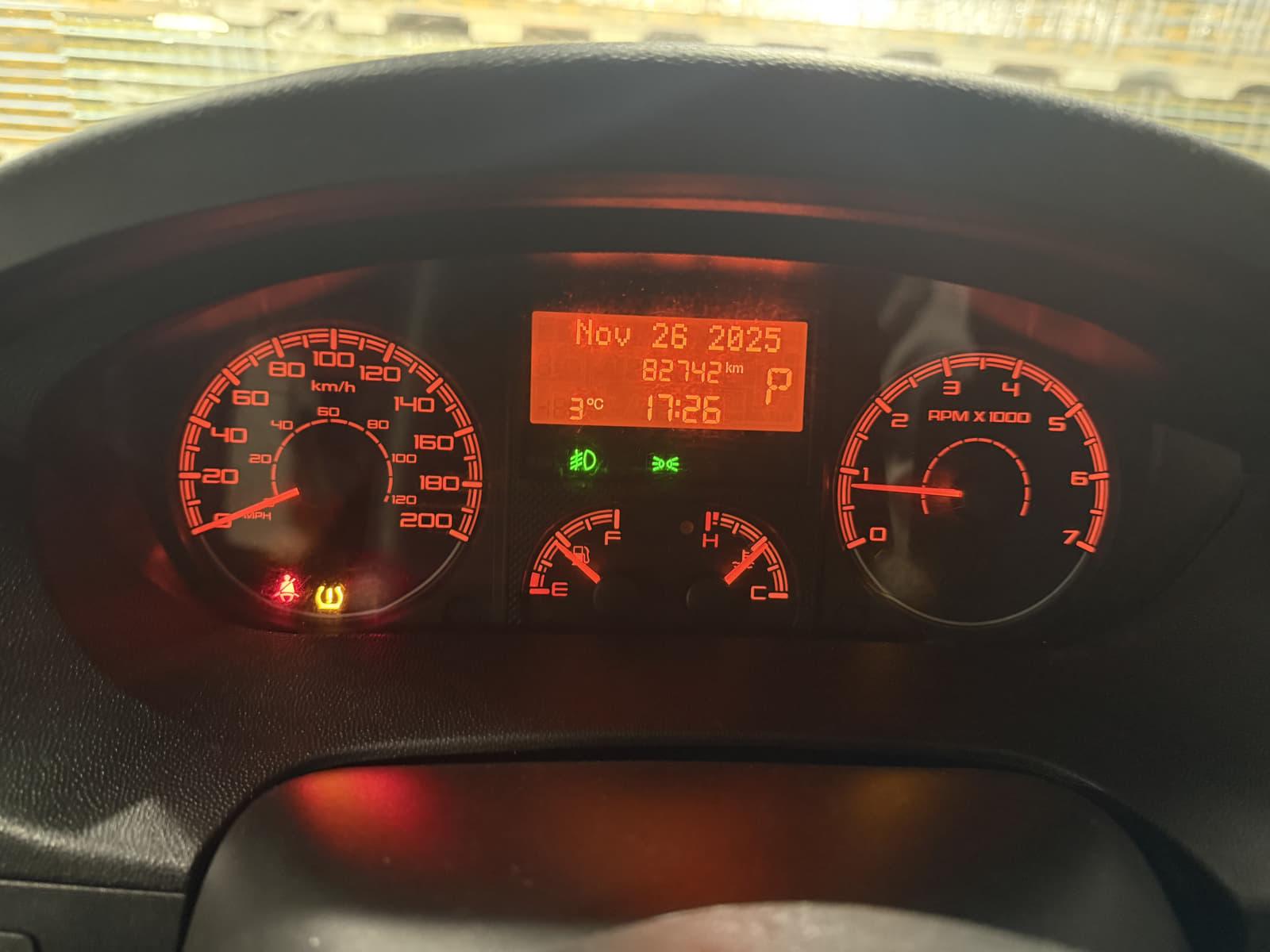 Ram ProMaster Cargo Van 2021 - Image 17