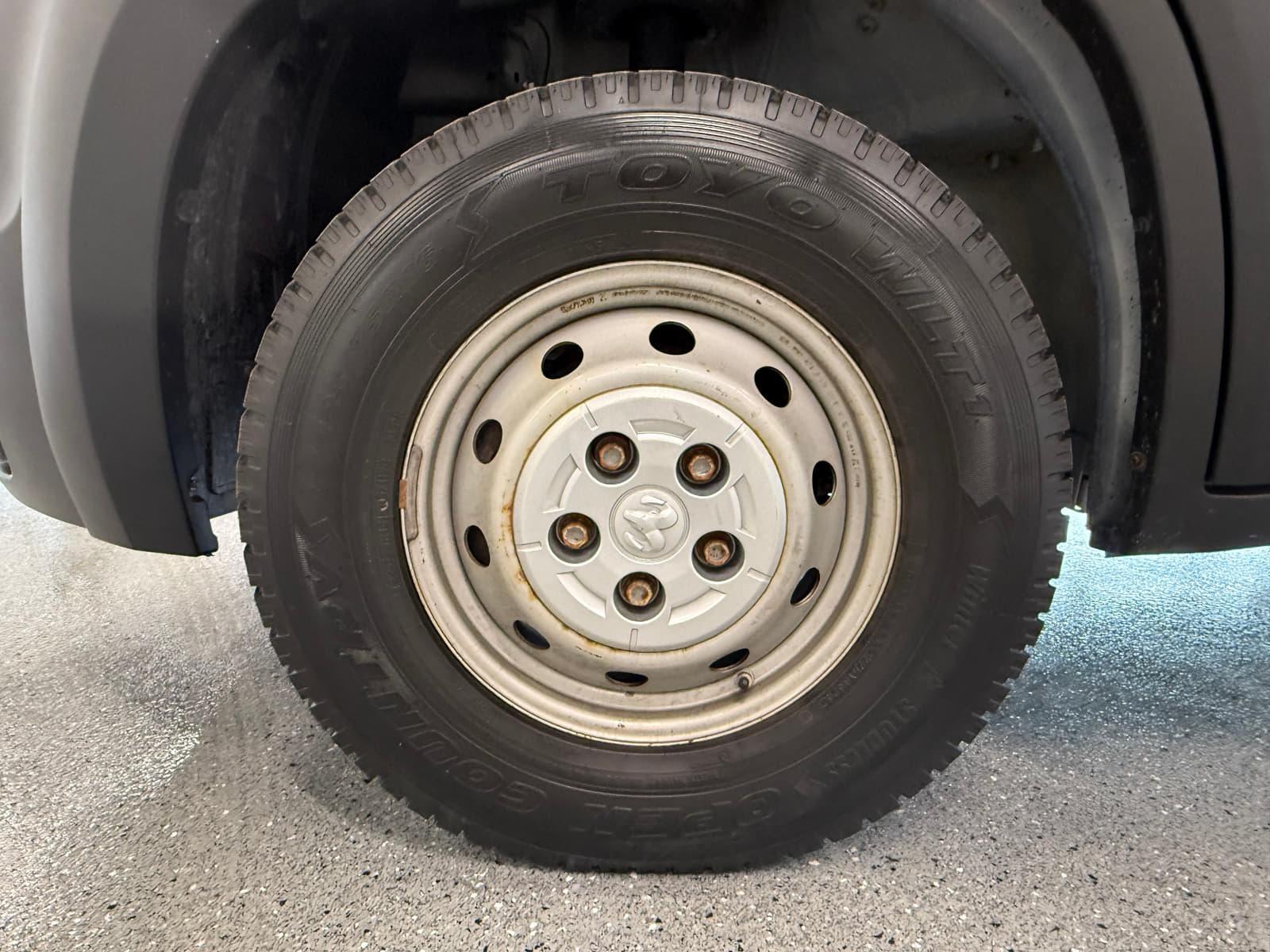 Ram ProMaster Cargo Van 2022 - Image 9