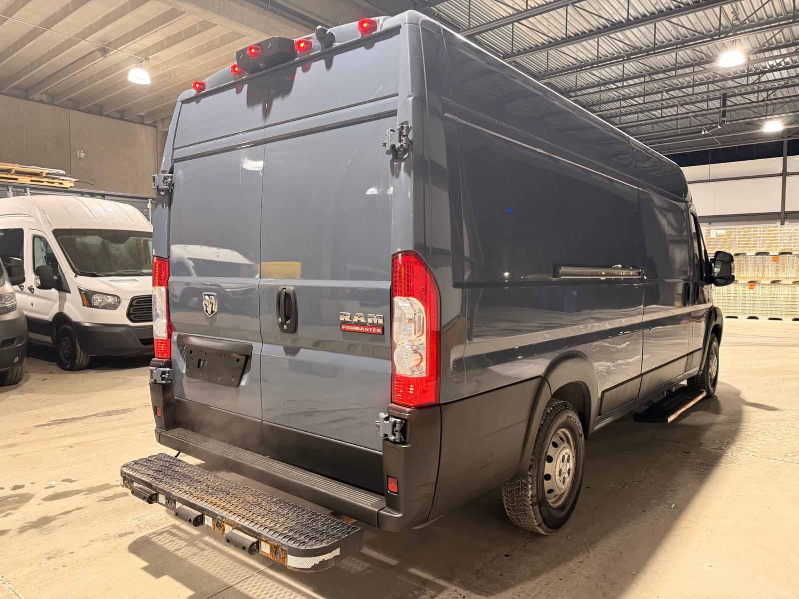 Ram ProMaster Cargo Van 2022 - Image 5