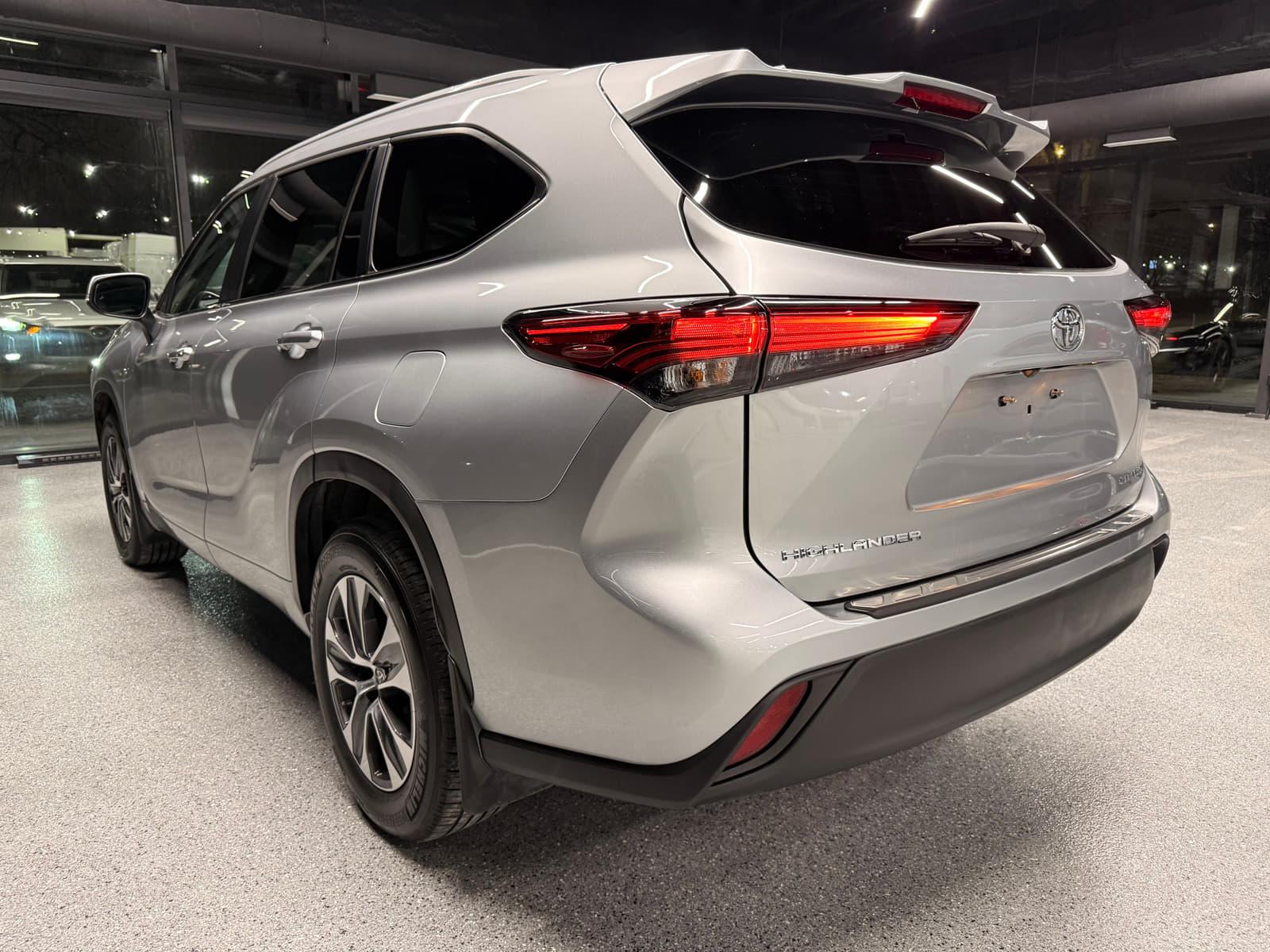 Toyota Highlander 2023 - Image 3