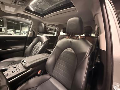 Toyota Highlander 2023 - Thumbnail 28