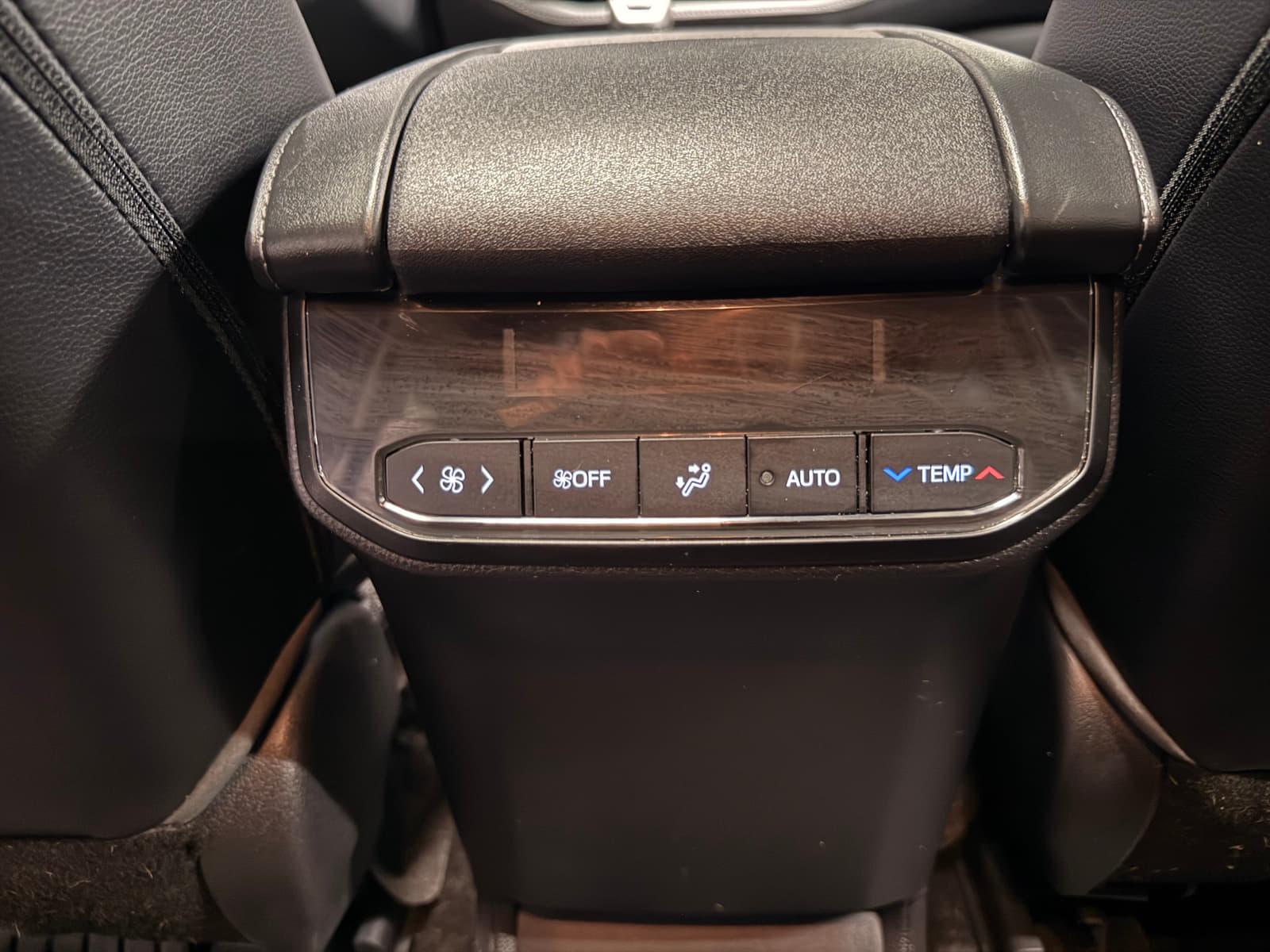 Toyota Highlander 2023 - Image 29