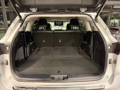 Toyota Highlander 2023 - Thumbnail 31