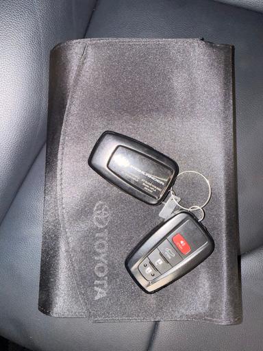 Toyota Highlander 2023 - Thumbnail 33