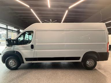Ram ProMaster Cargo Van 2023 - Thumbnail 2