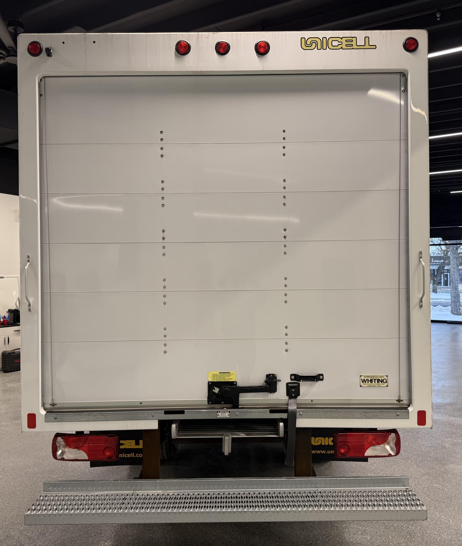 Mercedes-Benz Sprinter Cab Chassis 2024 - Image 3