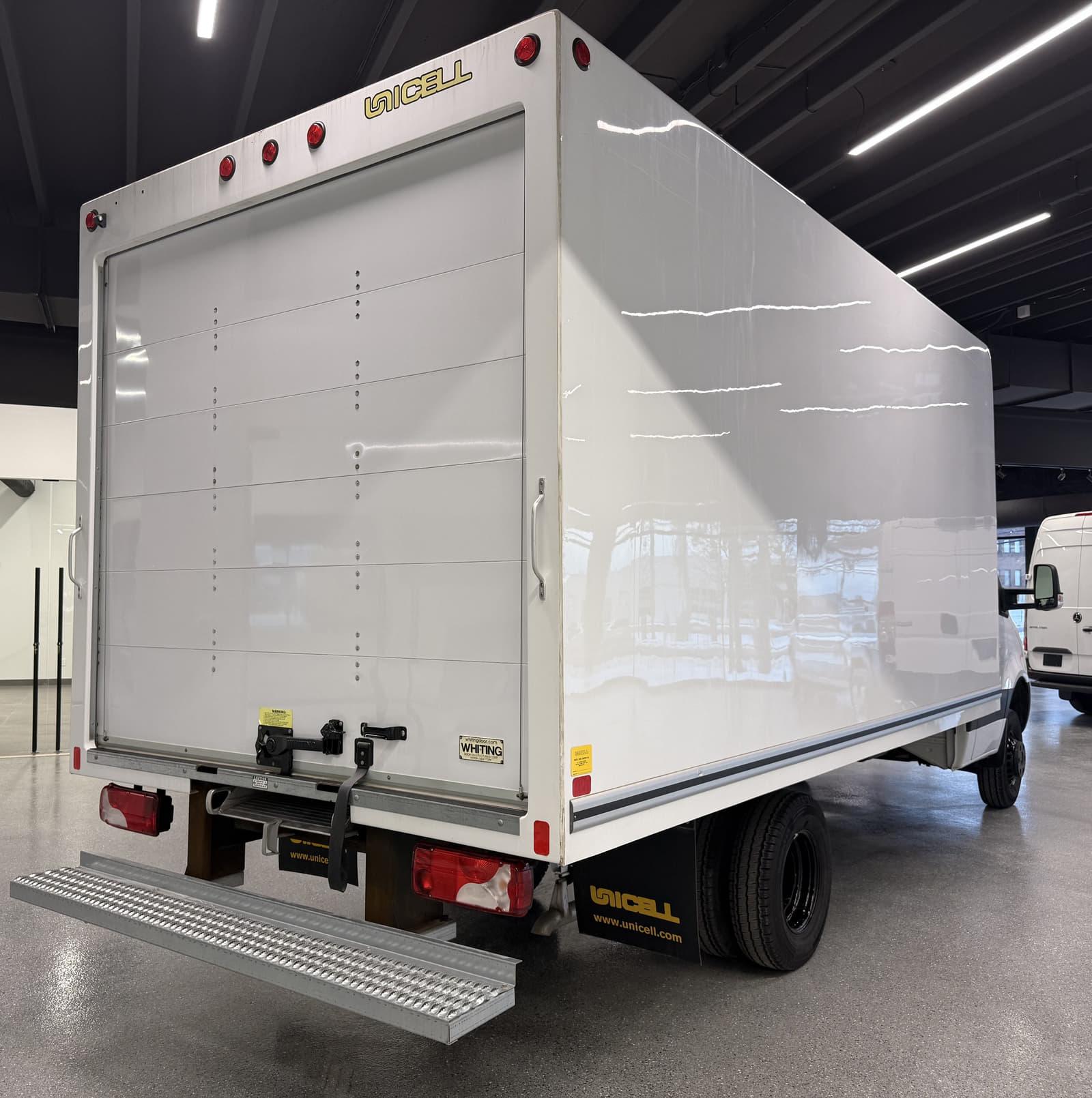 Mercedes-Benz Sprinter Cab Chassis 2024 - Image 4