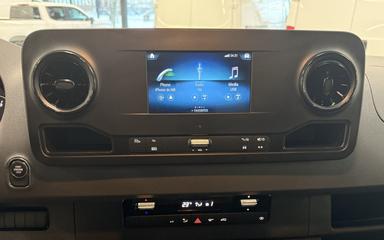 Mercedes-Benz Sprinter Cab Chassis 2024 - Thumbnail 17