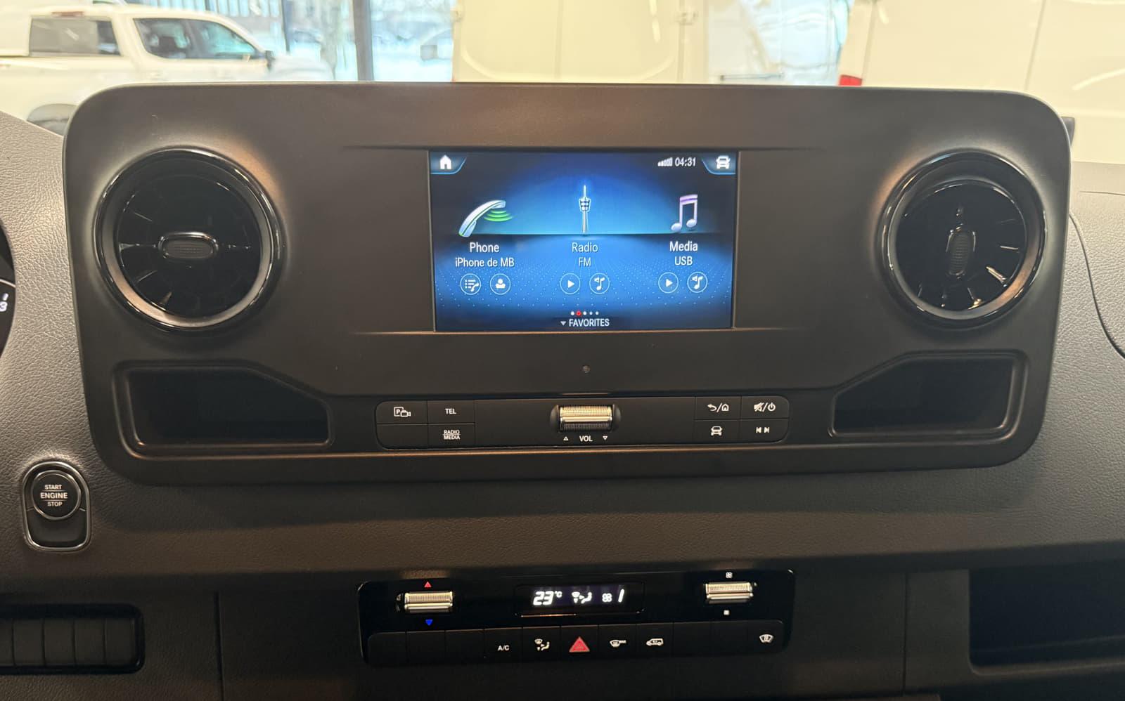 Mercedes-Benz Sprinter Cab Chassis 2024 - Image 17