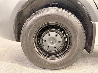 Mercedes-Benz Sprinter Cargo Van 2024 - Thumbnail 9