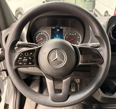 Mercedes-Benz Sprinter Cargo Van 2024 - Thumbnail 12