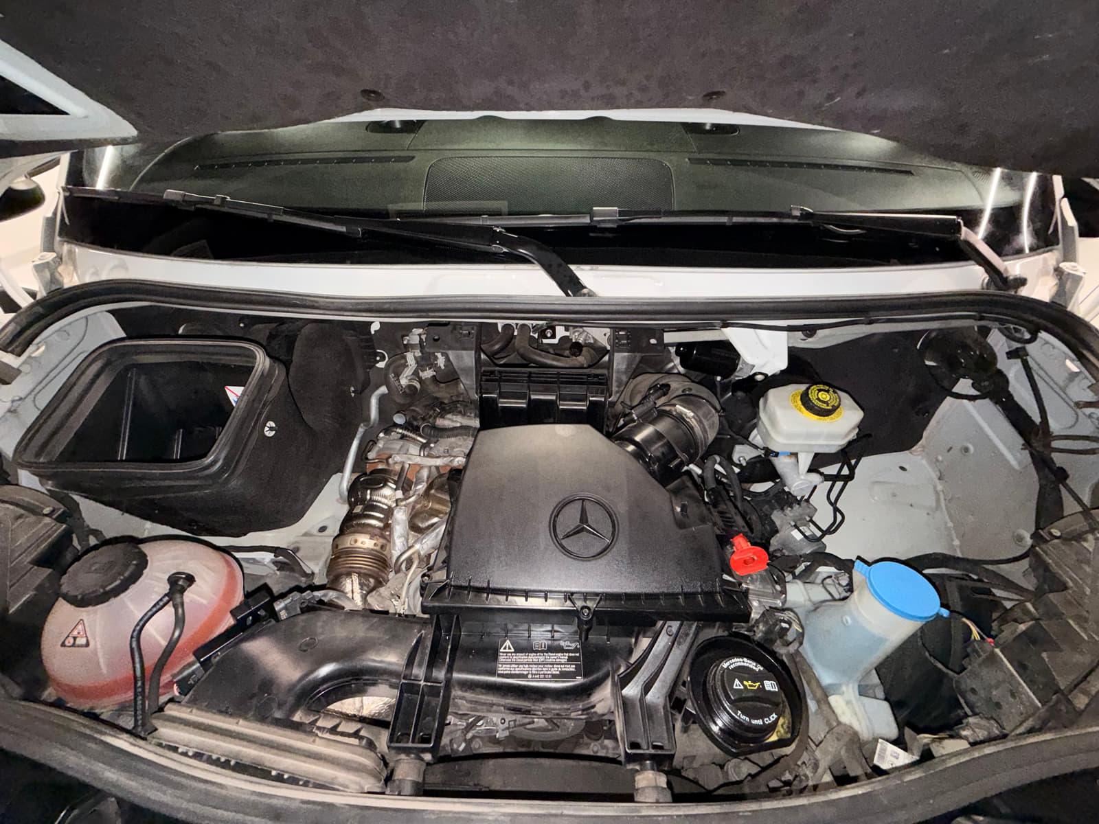 Mercedes-Benz Sprinter Cargo Van 2024 - Image 22