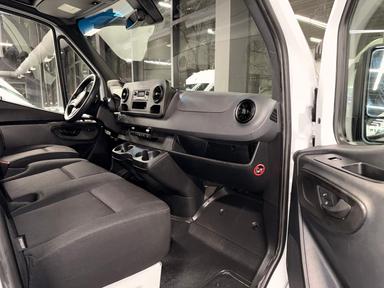 Mercedes-Benz Sprinter Cargo Van 2024 - Thumbnail 23